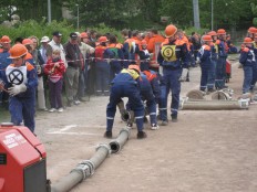 Jugendfeuerwehr Fürstenhagen bei den Kreisjugendwettkämpfen in Bad Gandersheim Jugendfeuerwehr Fürstenhagen bei den Kreisjugendwettkämpfen in Bad Gandersheim